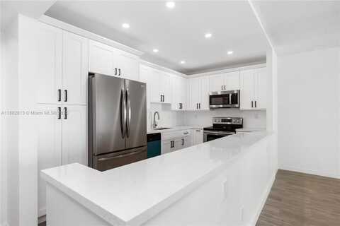 19380 Collins Ave, Sunny Isles Beach, FL 33160
