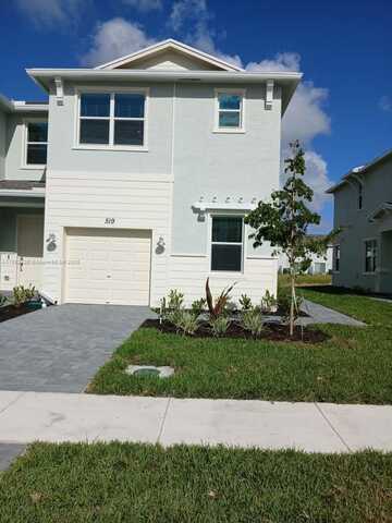 519 SE Rivergrass St, Port Saint Lucie, FL 34984
