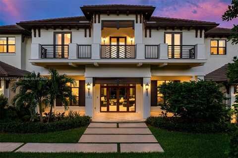 9445 SW 72nd Ct, Pinecrest, FL 33156