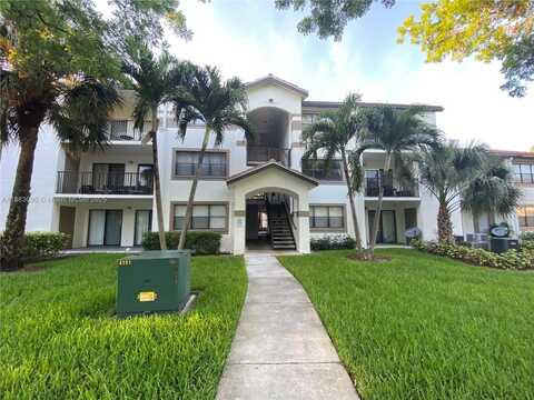 630 S Park Rd, Hollywood, FL 33021