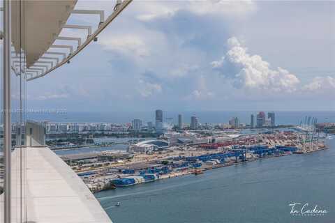 300 Biscayne Boulevard Way, Miami, FL 33131