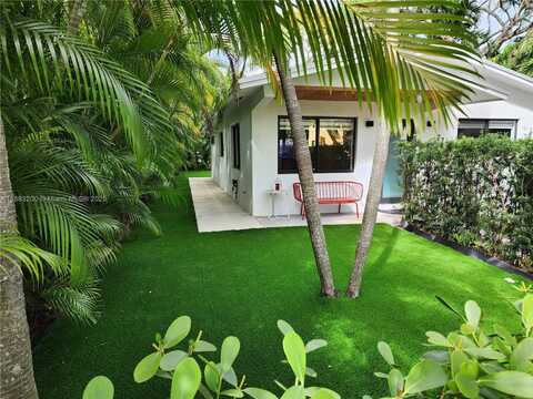 77 NE 43rd St, Miami, FL 33137