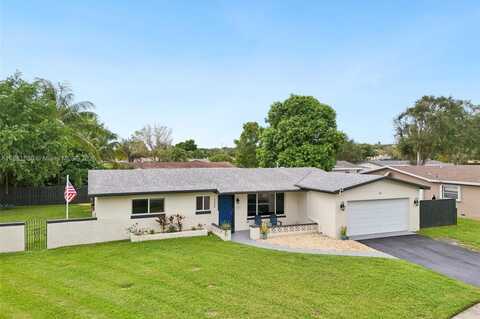 2300 NW 114th Ave, Pembroke Pines, FL 33026