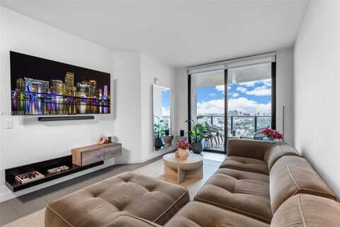 1600 NE 1st Ave, Miami, FL 33132