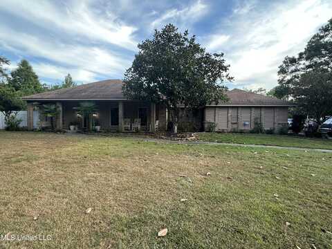 11201 Creek Drive, Gulfport, MS 39503