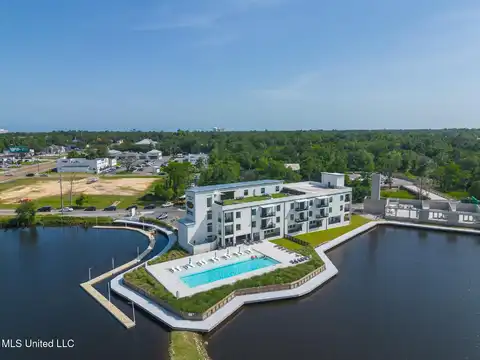 1302 Magnolia Street, Gulfport, MS 39507