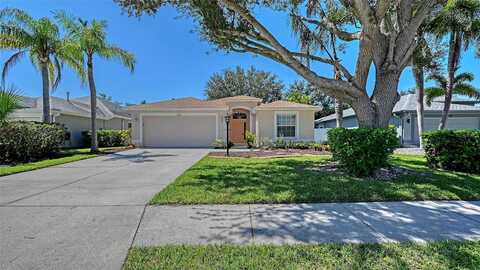 6734 W COUNTRY CLUB LANE, SARASOTA, FL 34243