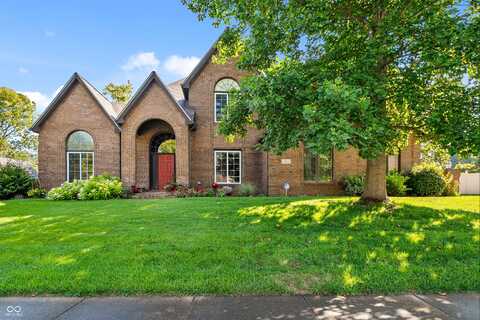 3665 Woodfield Place, Columbus, IN 47203