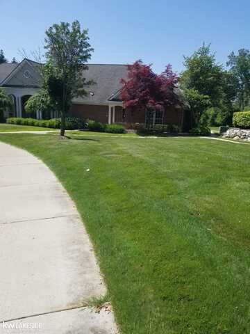 56429 SW Scotland, Shelby, MI 48316