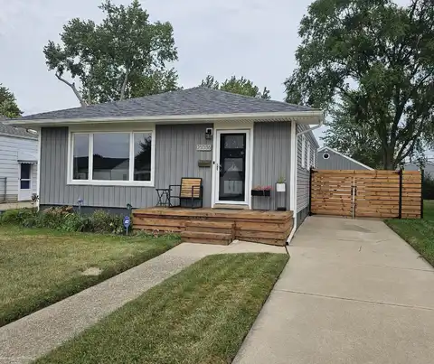 25036 Flower, Eastpointe, MI 48021