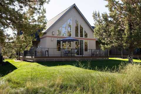 1471 Red Wing Loop, Redmond, OR 97756