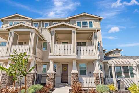 6393 Paysar LN, GILROY, CA 95020