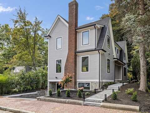 45 Sparks St, Cambridge, MA 02138