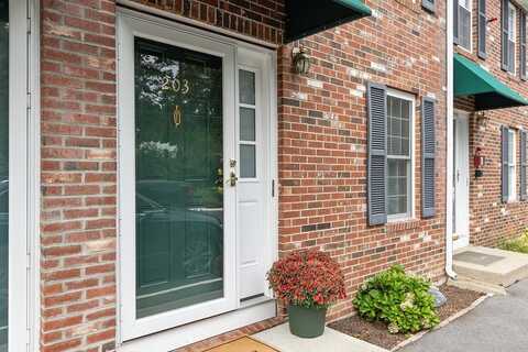 278 Manning Street, Hudson, MA 01749