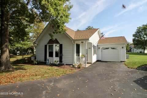 44 Morden Close, Freehold, NJ 07728