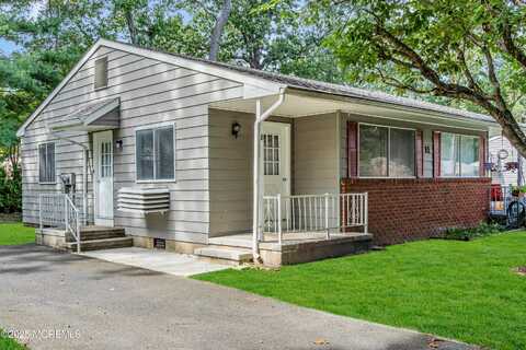 14 Roosevelt City Road, Whiting, NJ 08759