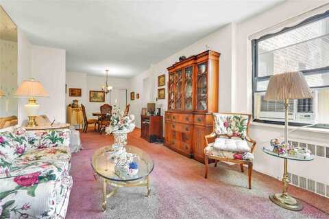 25-18 Union Street, Flushing, NY 11354