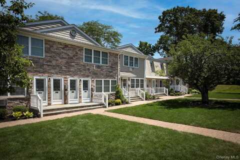 70 Fairfield Way, Commack, NY 11725