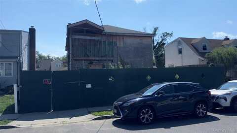 14027 247th Street, Rosedale, NY 11422