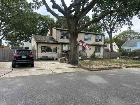 104 27th Street, Copiague, NY 11726