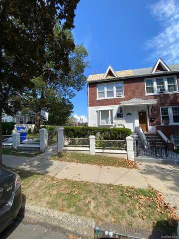 937 E 230th Street, Bronx, NY 10466