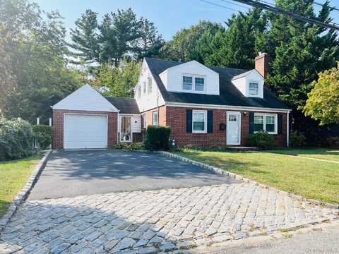 5 Prospect Street, Glen Head, NY 11545