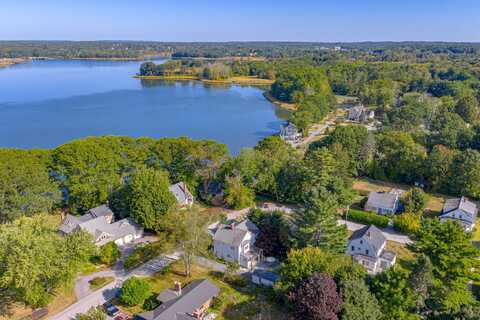 6 Tidewater Cove, Falmouth, ME 04105