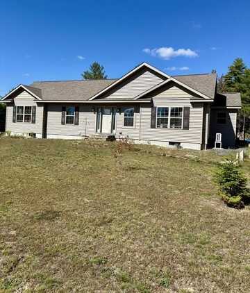 21 Pioneer Way, Aurora, ME 04408