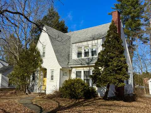 50 College Avenue, Orono, ME 04473