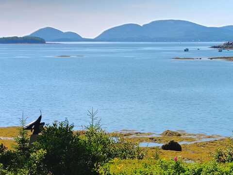 103 Gull Rock Road, Hancock, ME 04640