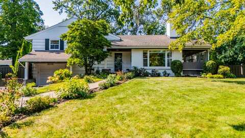 50 Short Street, Clarendon Hills, IL 60514