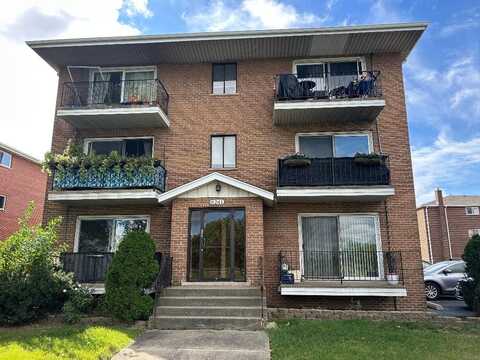 8241 W 79 Street W, Justice, IL 60458