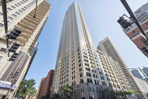 33 W Ontario Street, Chicago, IL 60654