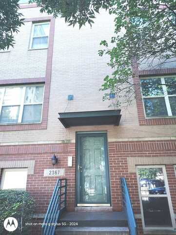 2367 E 70th Place, Chicago, IL 60649