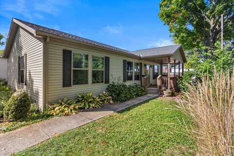 204 E Sherman Street, Saint Joseph, IL 61873