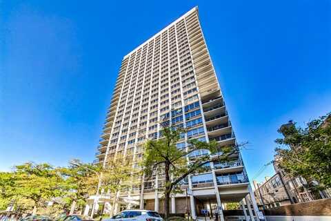 88 W Schiller Street, Chicago, IL 60610