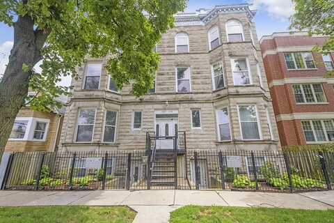 1939 N Sawyer Avenue, Chicago, IL 60647
