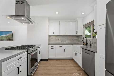2400 Elden, Costa Mesa, CA 92627