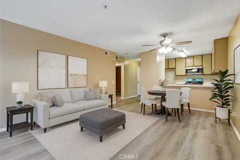 450 E 4th Street, Santa Ana, CA 92701