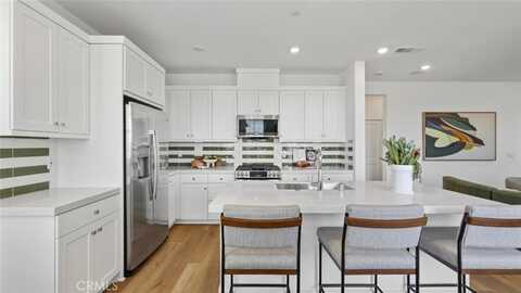 356 Proctor, Irvine, CA 92618