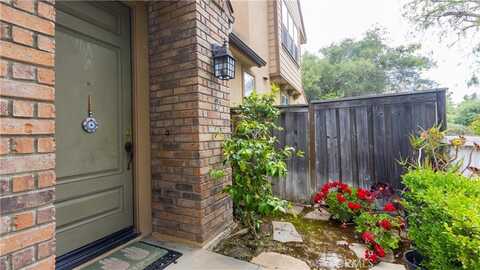2 Clarke Drive, Ladera Ranch, CA 92694