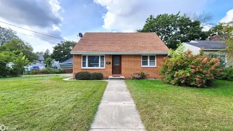 212 S Ohio Avenue, Mason City, IA 50401