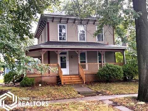 516 2Nd Avenue E, Oskaloosa, IA 52577