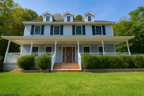 1258 Knottsville Road, Grafton, WV 26354