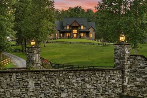 280 Star Creek Crossing, Morganton, GA 30560