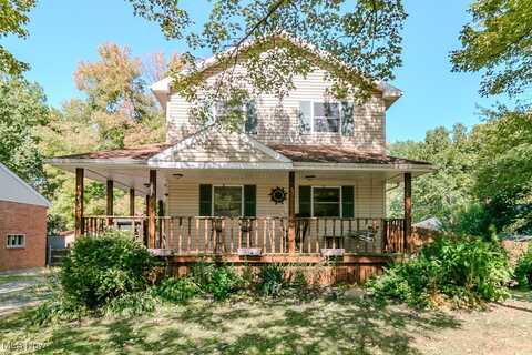 4558 Eagle Creek Road, Leavittsburg, OH 44430