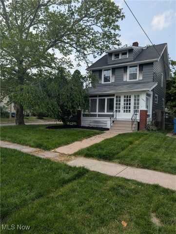 1062 W 11th Street, Lorain, OH 44052