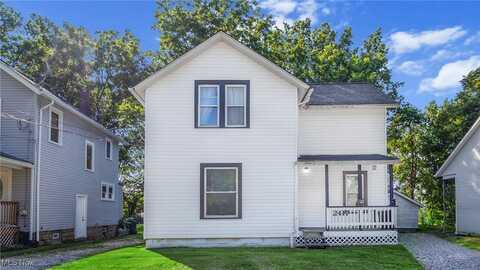 2417 2nd Street unit: 1, Cuyahoga Falls, OH 44221