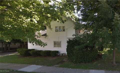 52 Eagle Street unit: 3, Madison, OH 44057