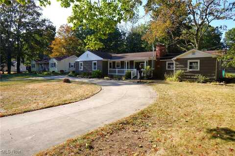 2870 Kent Road, Silver Lake, OH 44224